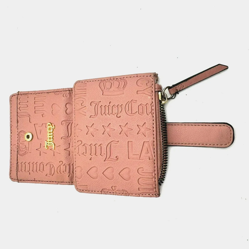 JUICY COUTURE Blush Pink Gold‎ Off The Chain Tab Card Case Zip Snap Wallet